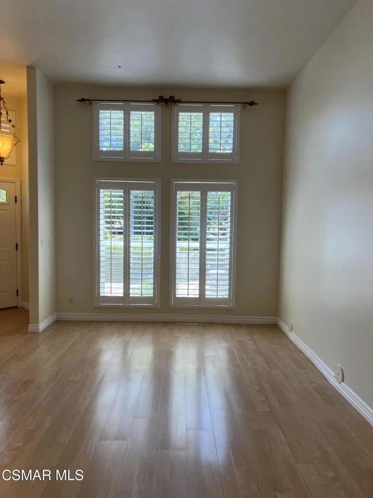 255 Skyline Drive Thousand Oaks, CA 91362