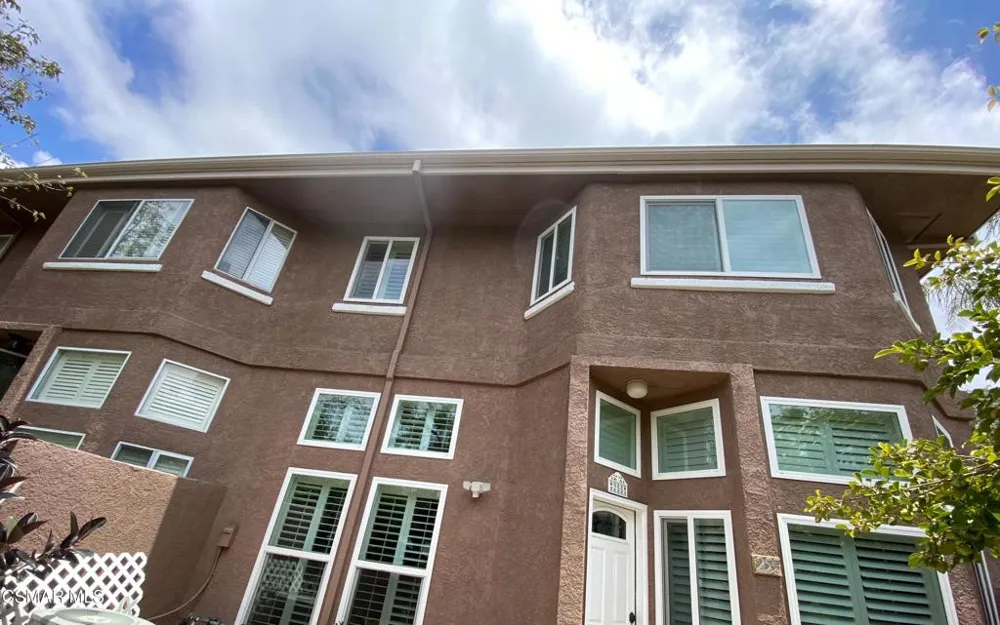 255 Skyline Drive Thousand Oaks, CA 91362