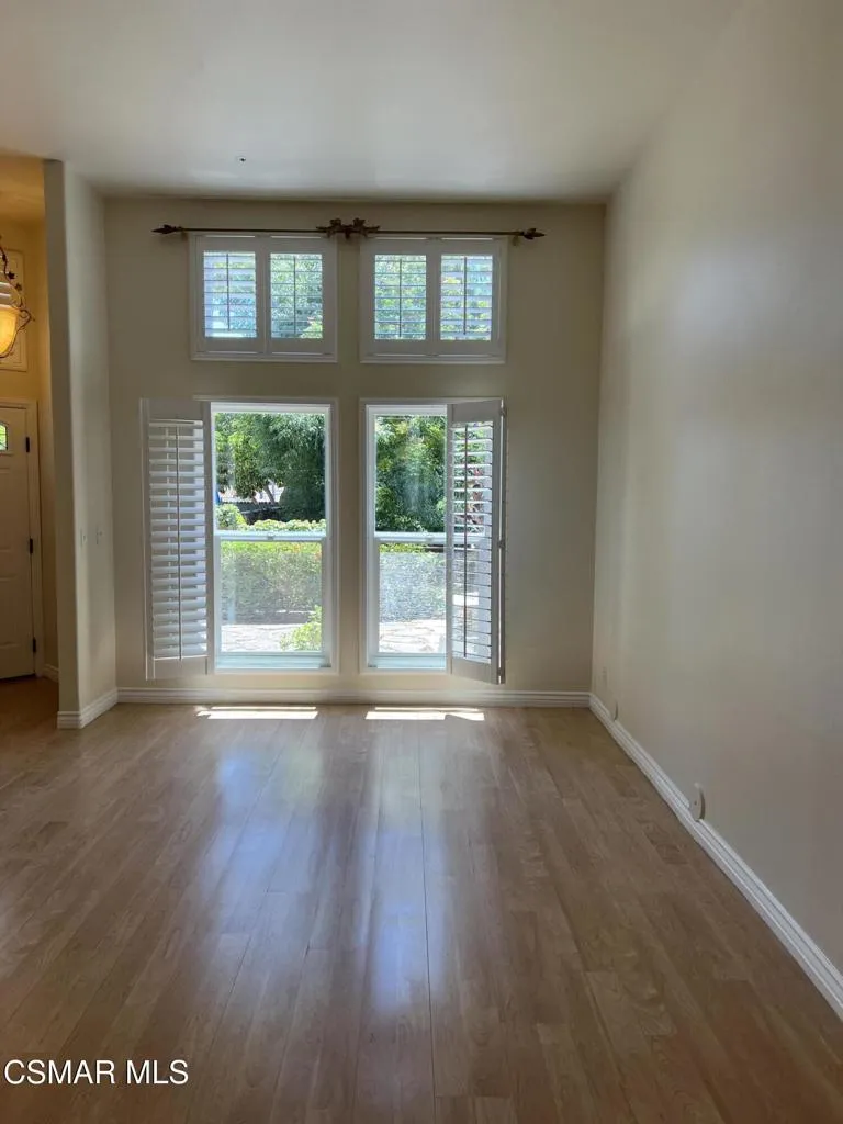 255 Skyline Drive Thousand Oaks, CA 91362