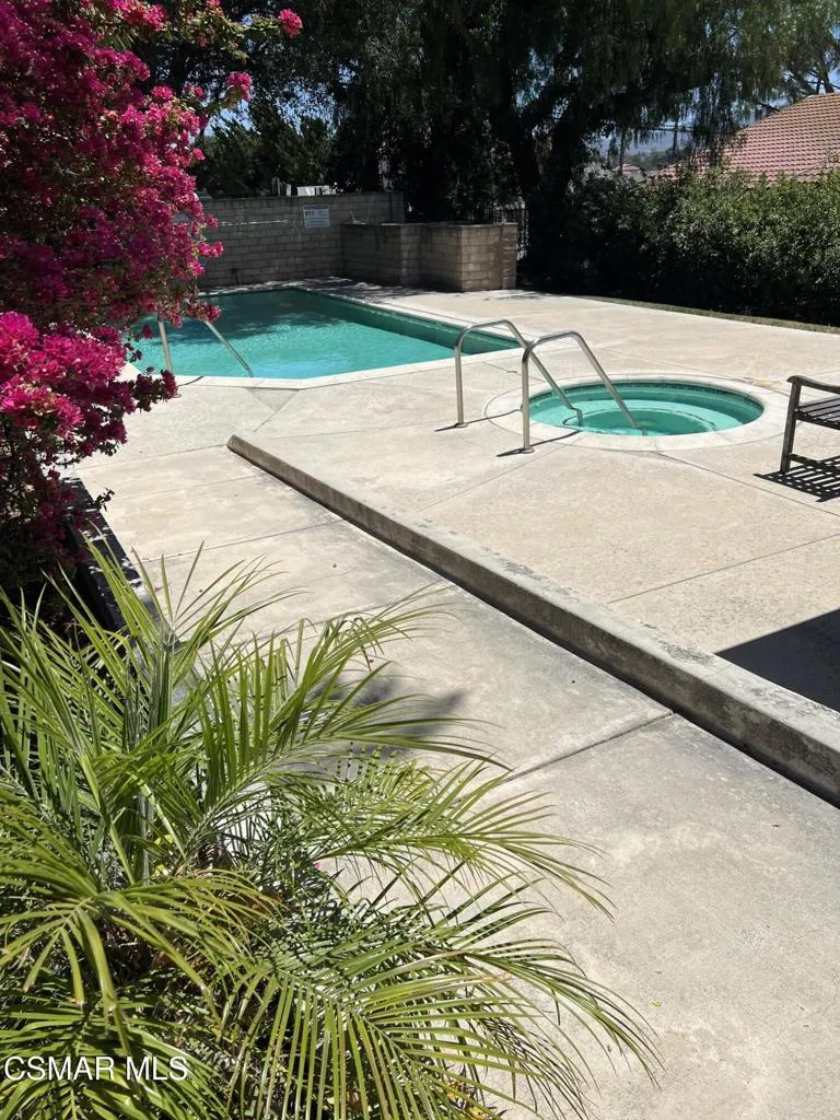 255 Skyline Drive Thousand Oaks, CA 91362