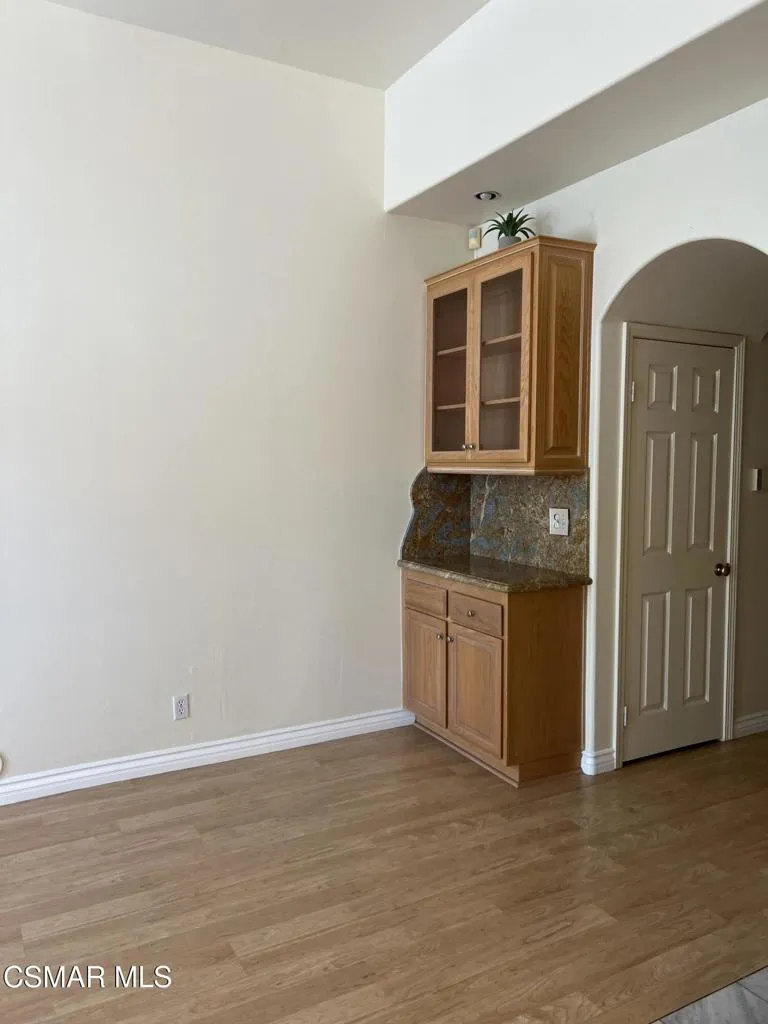 255 Skyline Drive Thousand Oaks, CA 91362