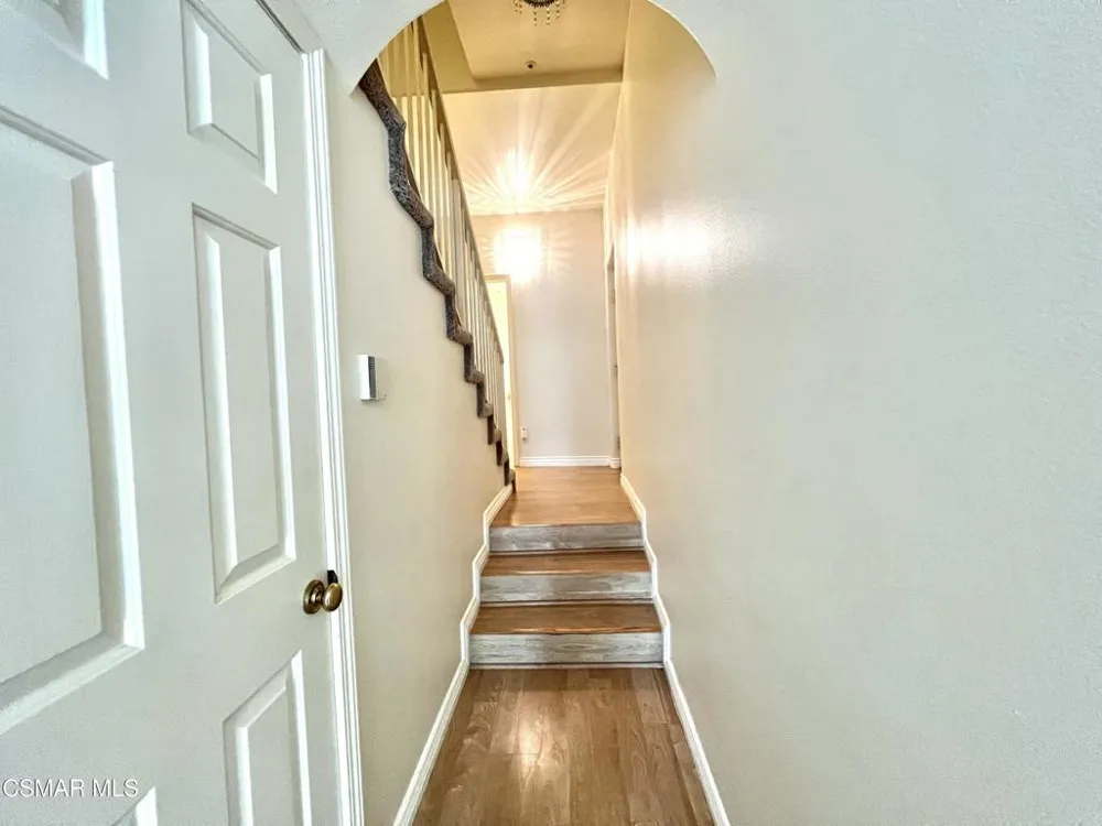 255 Skyline Drive Thousand Oaks, CA 91362