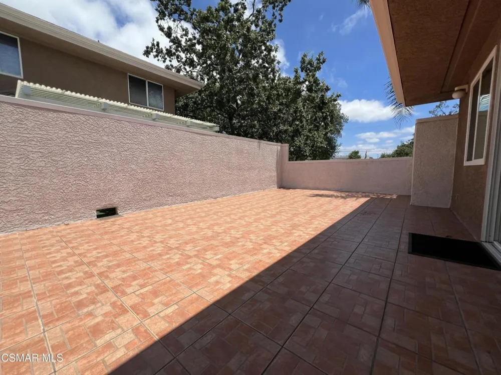 255 Skyline Drive Thousand Oaks, CA 91362