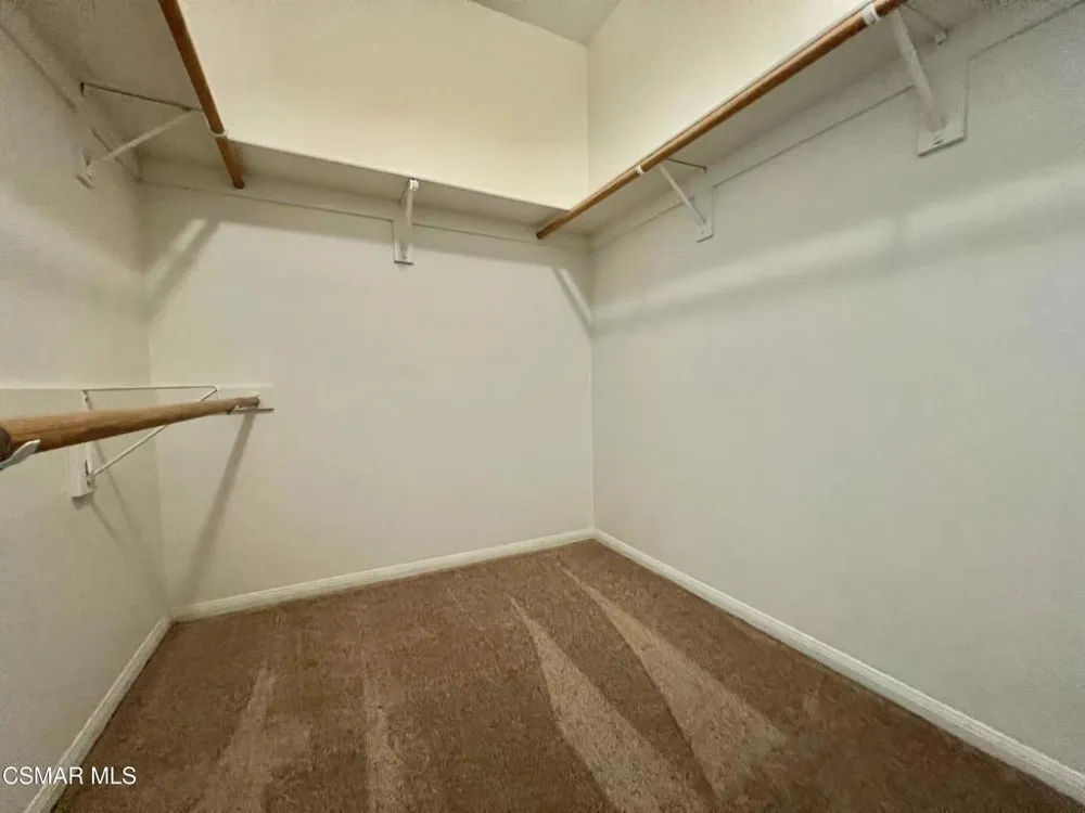 255 Skyline Drive Thousand Oaks, CA 91362