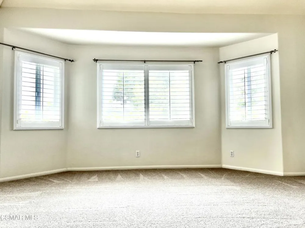 255 Skyline Drive Thousand Oaks, CA 91362