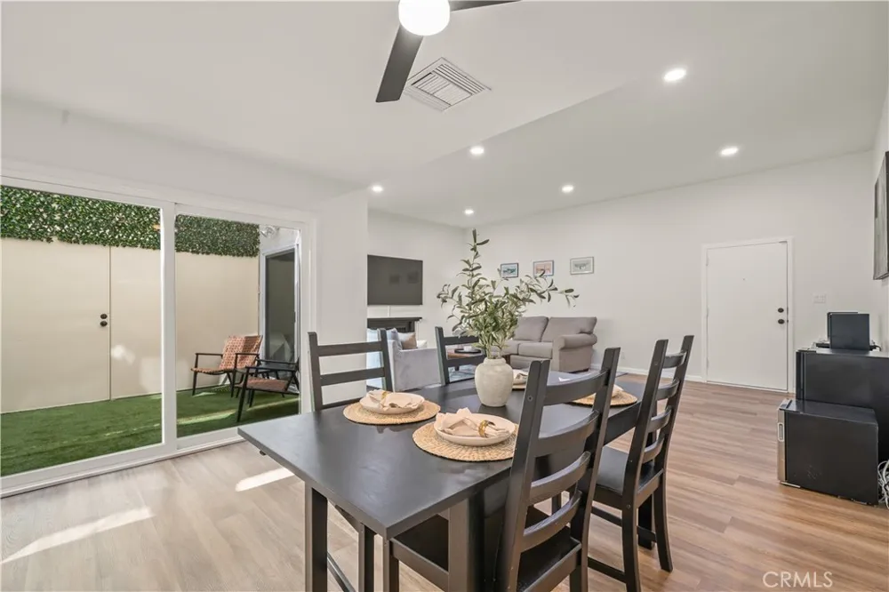 308 1/2 Commonwealth Avenue Los Angeles, CA 90020