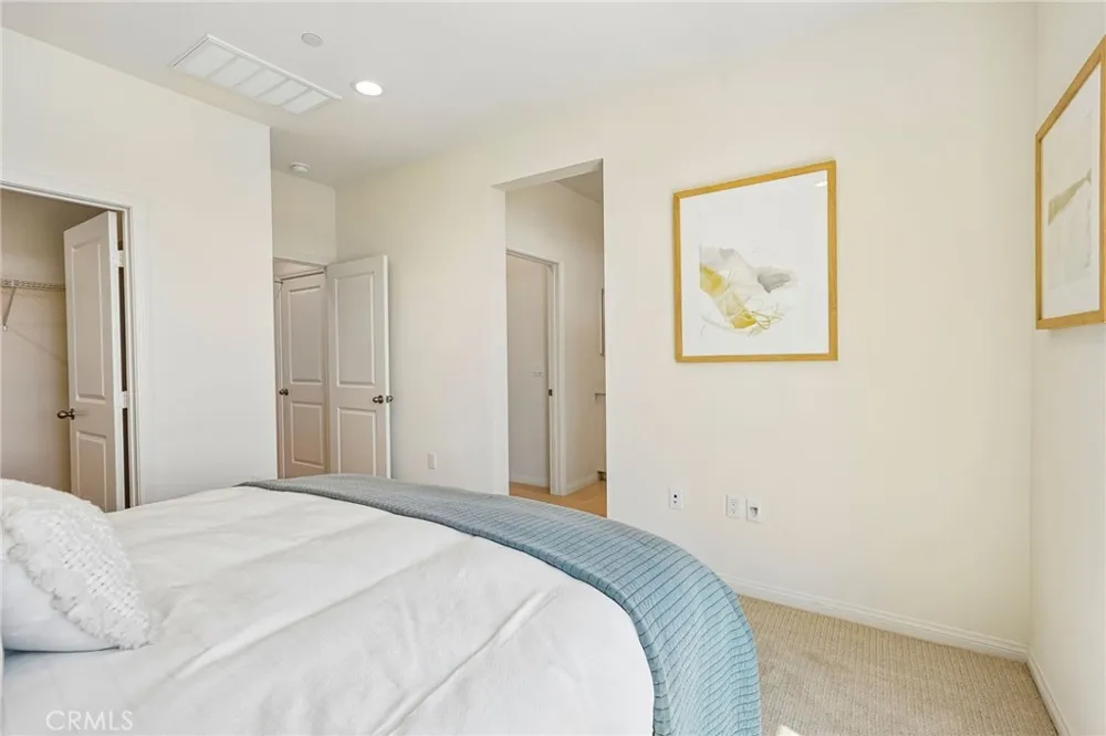 5876 Linden Ave Avenue #9 Long Beach, CA 90805