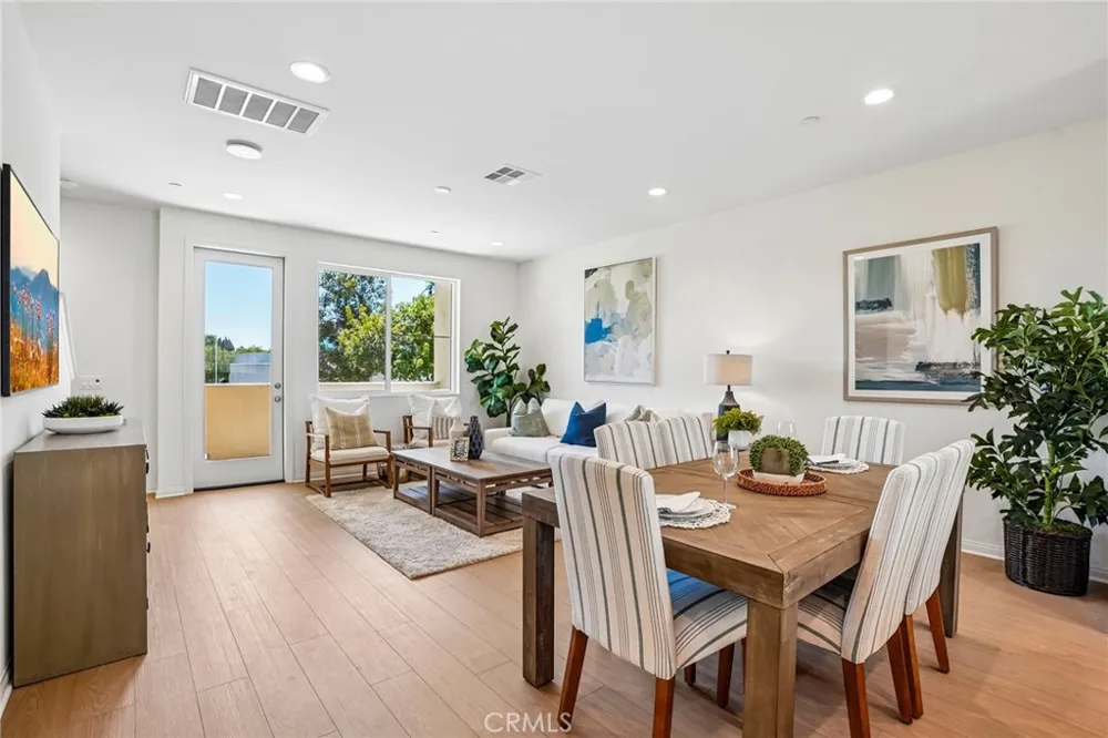 5876 Linden Ave Avenue #9 Long Beach, CA 90805