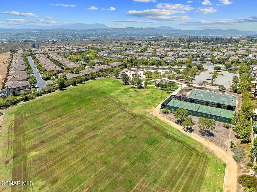 7092 Crimora Avenue Moorpark, CA 93021