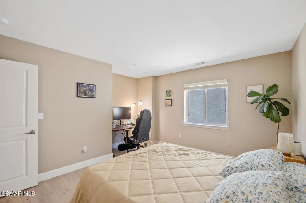 7092 Crimora Avenue Moorpark, CA 93021
