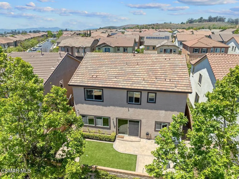7092 Crimora Avenue Moorpark, CA 93021