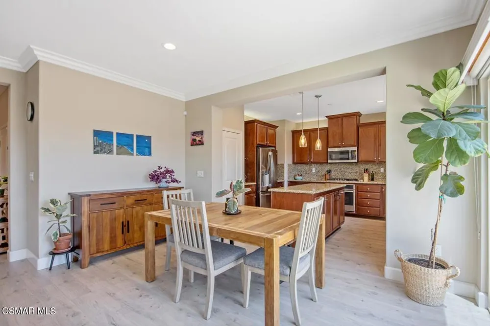 7092 Crimora Avenue Moorpark, CA 93021