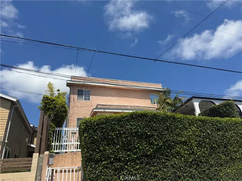 468 2nd Street #1/2