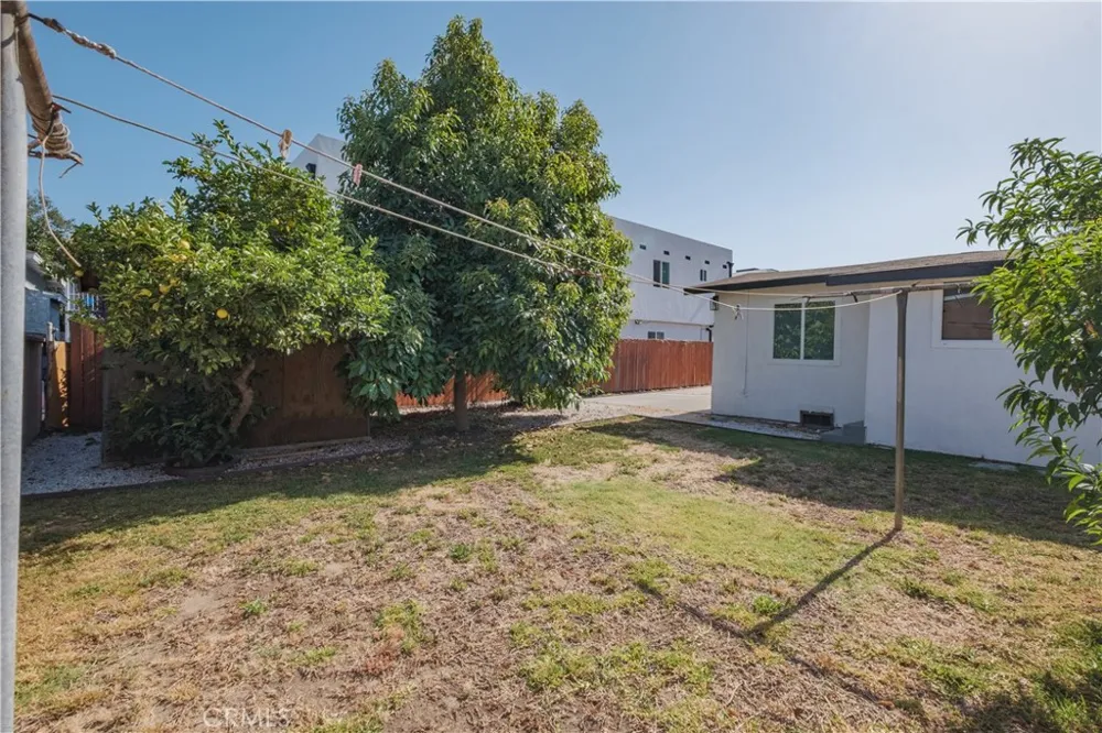 1008 S Herbert Ave Los Angeles, CA 90023