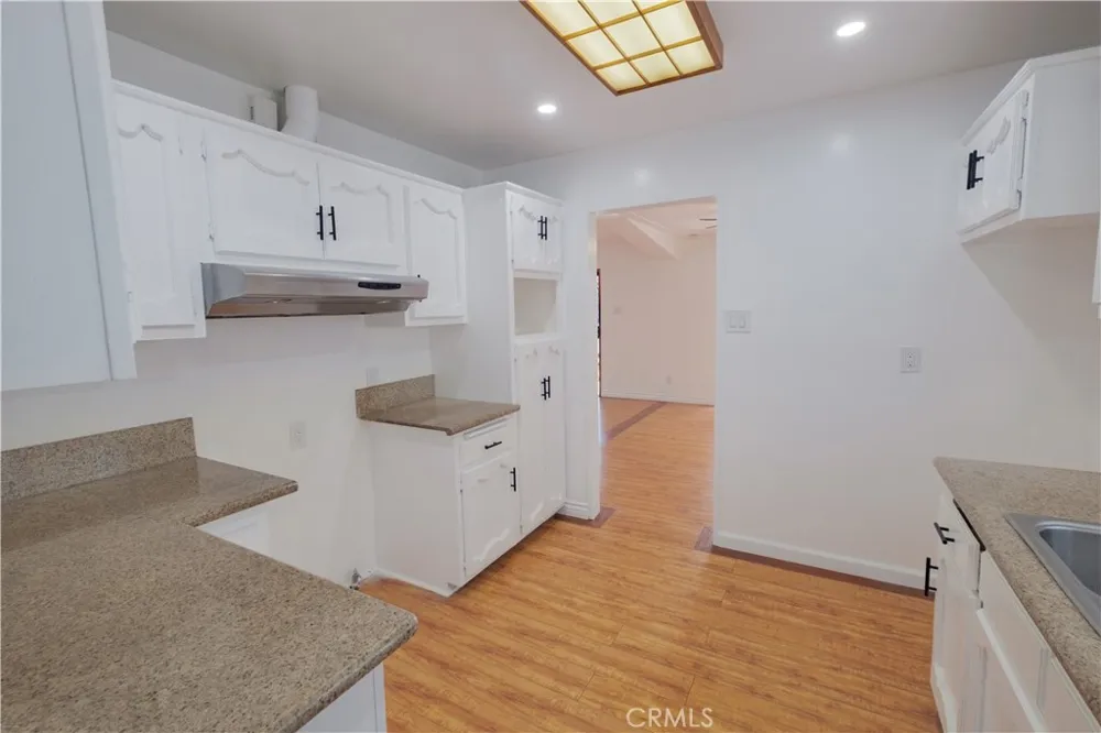 1008 S Herbert Ave Los Angeles, CA 90023