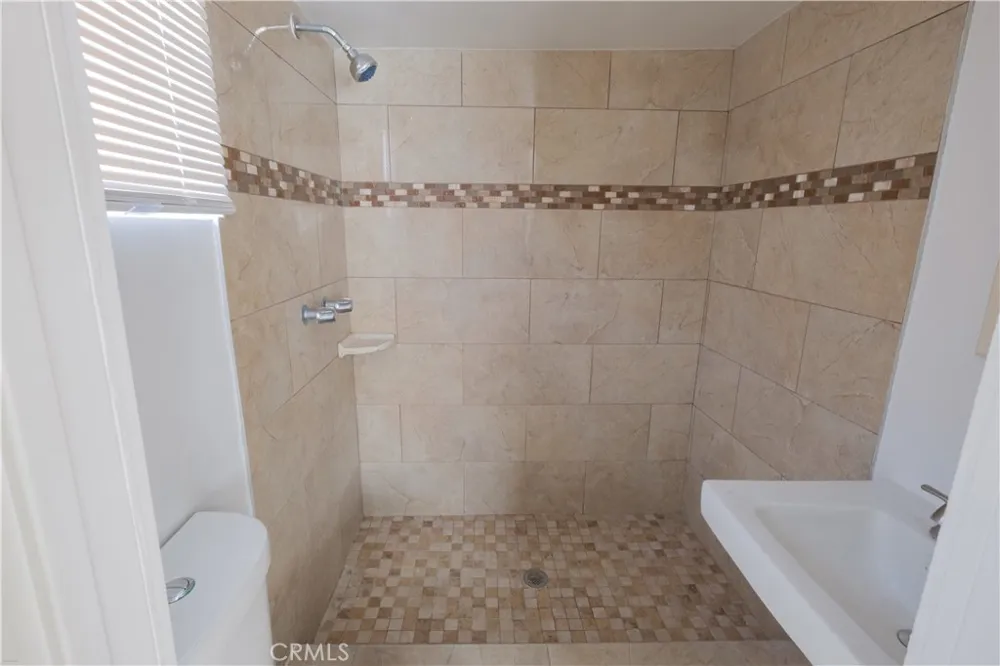 1008 S Herbert Ave Los Angeles, CA 90023