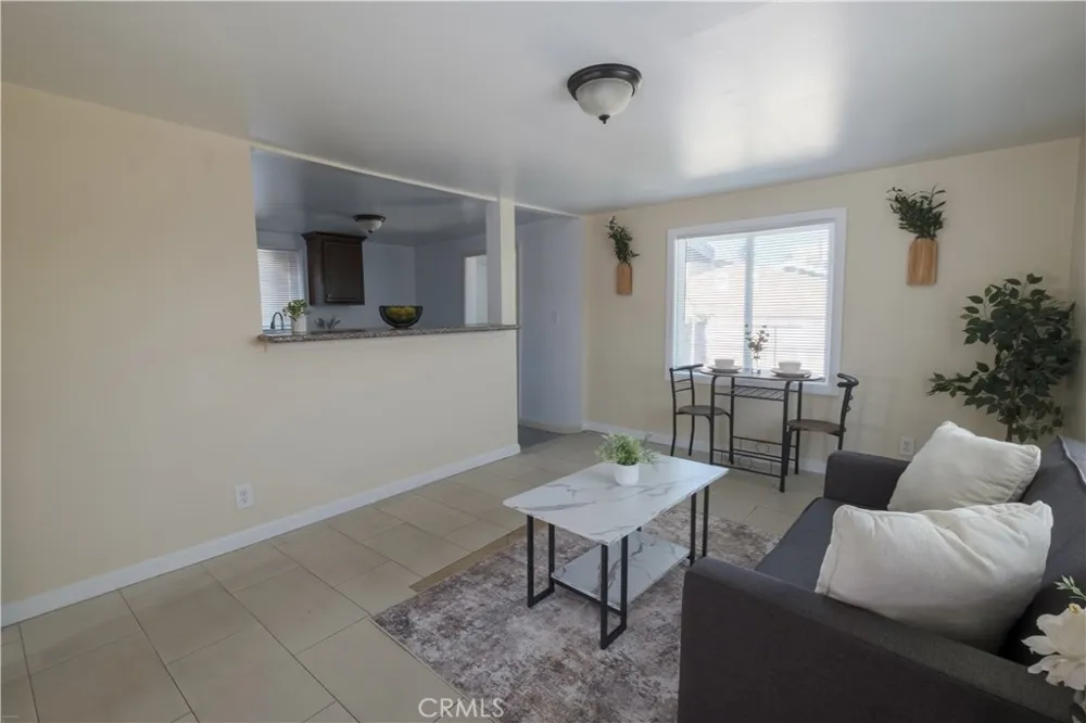 1008 S Herbert Ave Los Angeles, CA 90023
