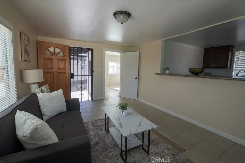 1008 S Herbert Ave Los Angeles, CA 90023