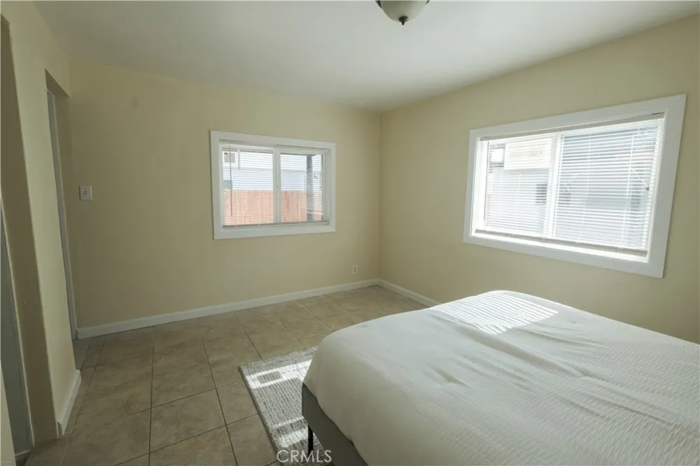 1008 S Herbert Ave Los Angeles, CA 90023