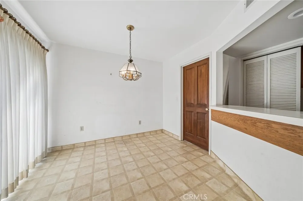 142 6th Street Seal Beach, CA 90740