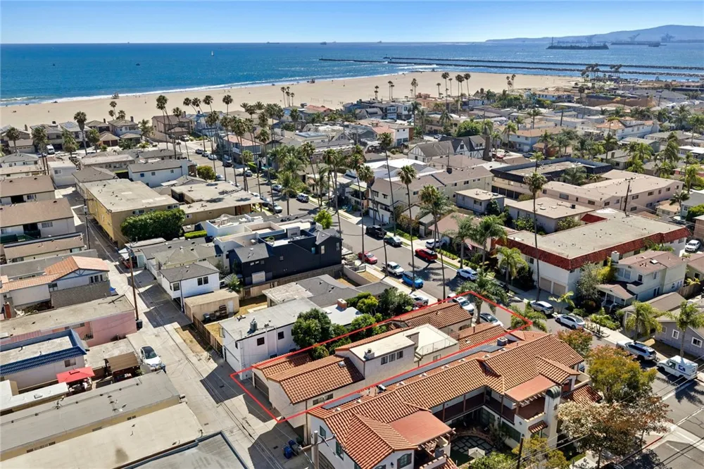 142 6th Street Seal Beach, CA 90740