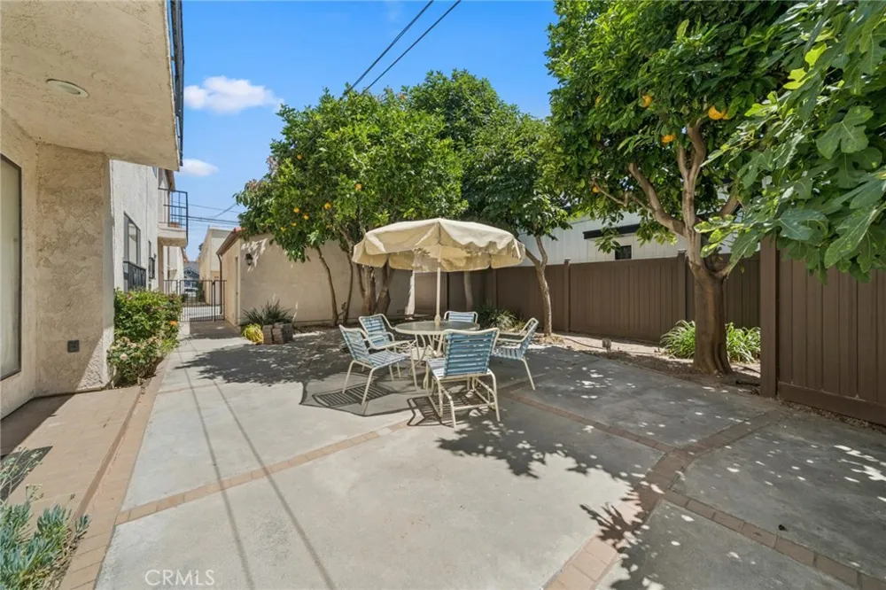 142 6th Street Seal Beach, CA 90740