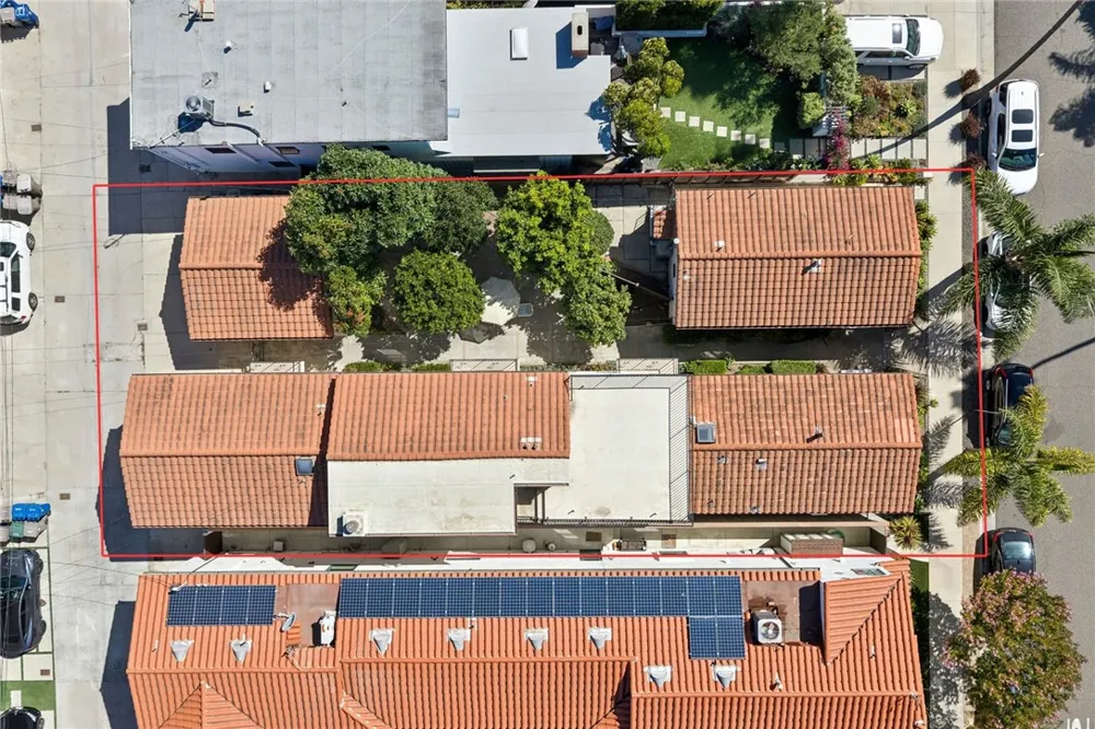 142 6th Street Seal Beach, CA 90740