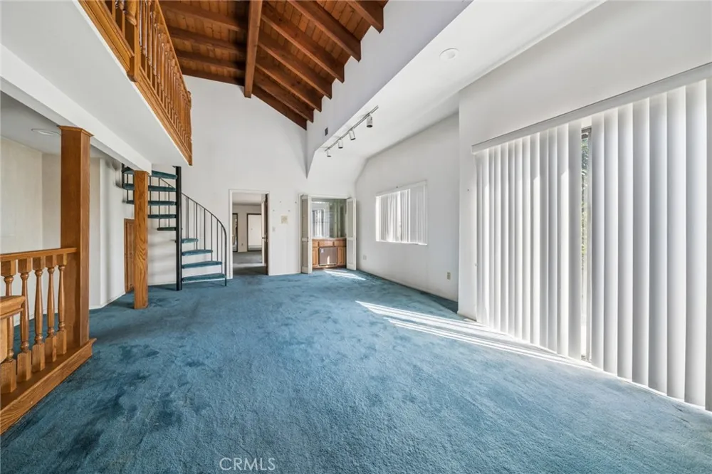142 6th Street Seal Beach, CA 90740
