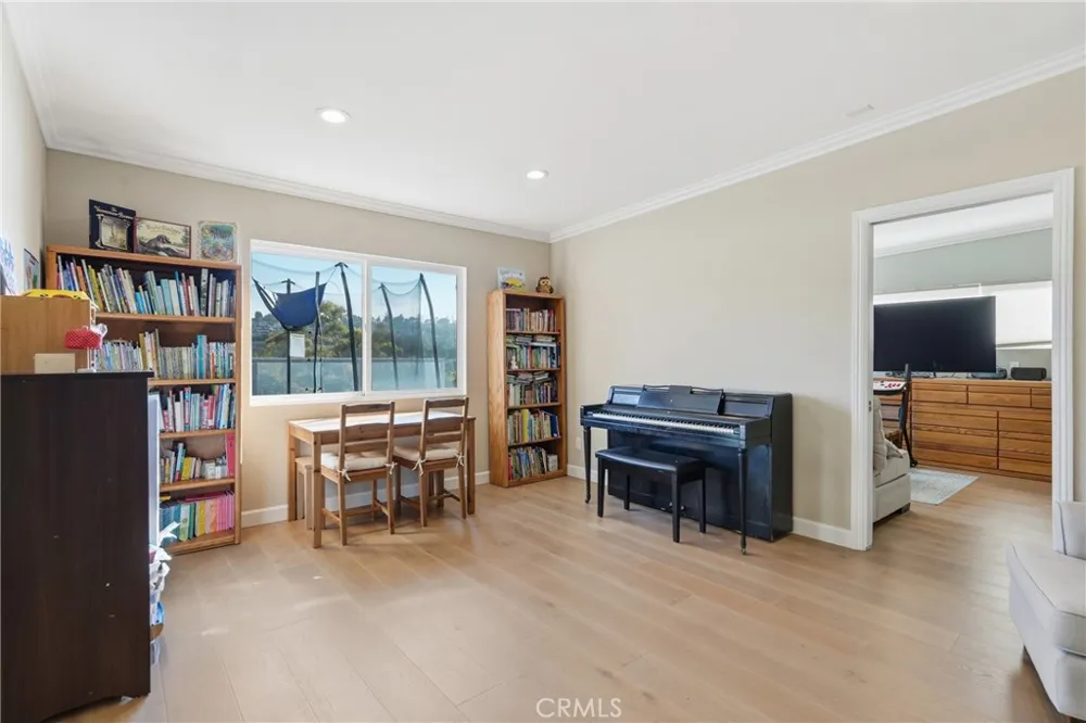 27569 Longhill Rancho Palos Verdes, CA 90275