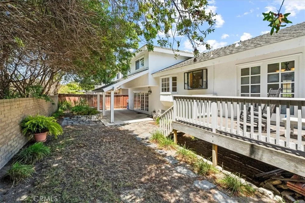 2701 Cardinal Costa Mesa, CA 92626