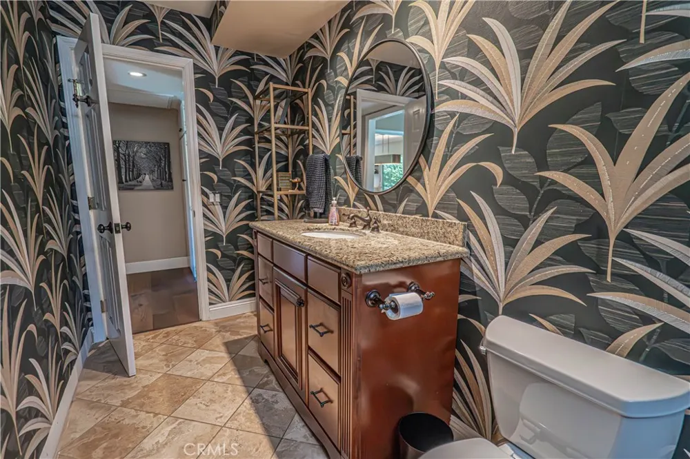 23340 Cedartown Newhall, CA 91321
