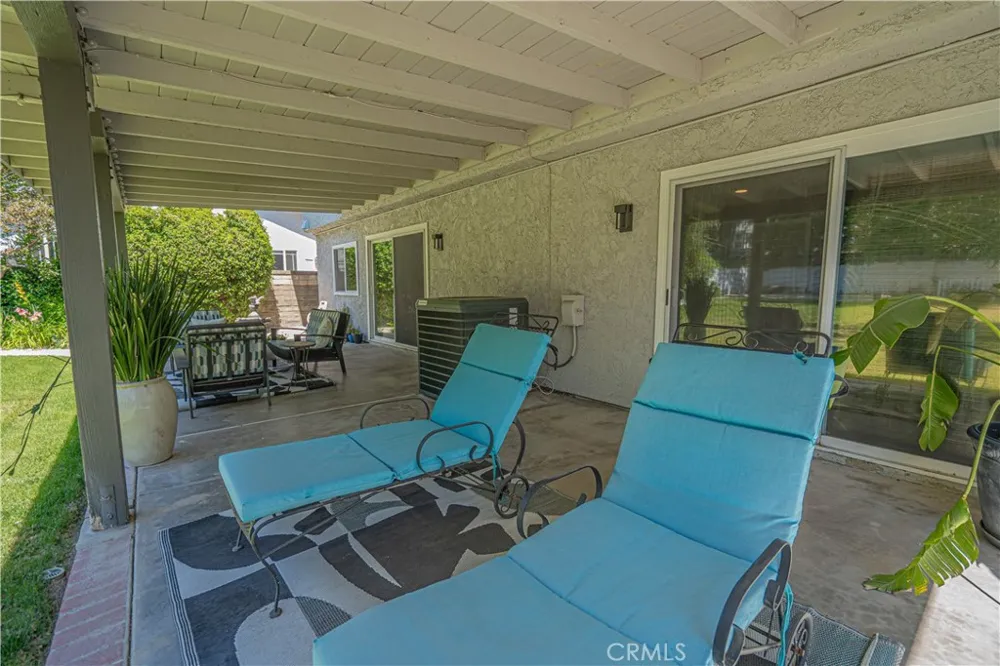 23340 Cedartown Newhall, CA 91321
