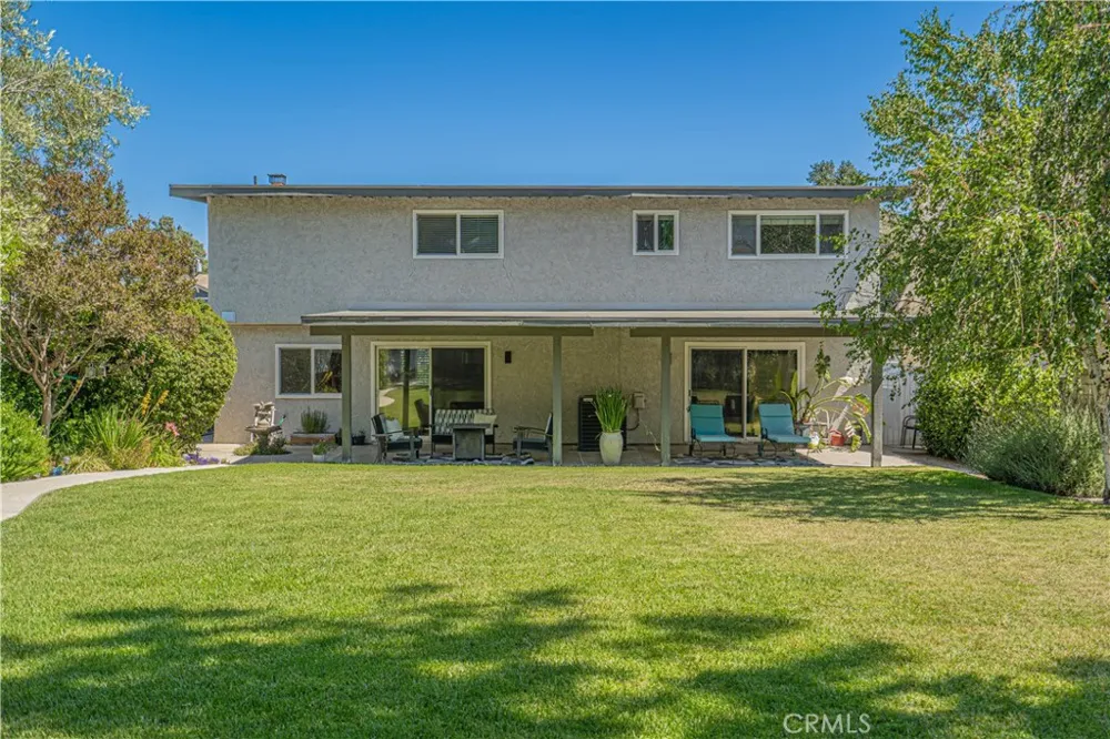 23340 Cedartown Newhall, CA 91321