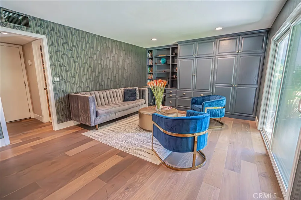 23340 Cedartown Newhall, CA 91321