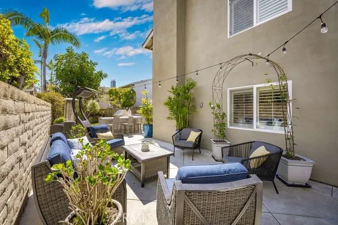 16332 Spartan Circle Huntington Beach, CA 92649