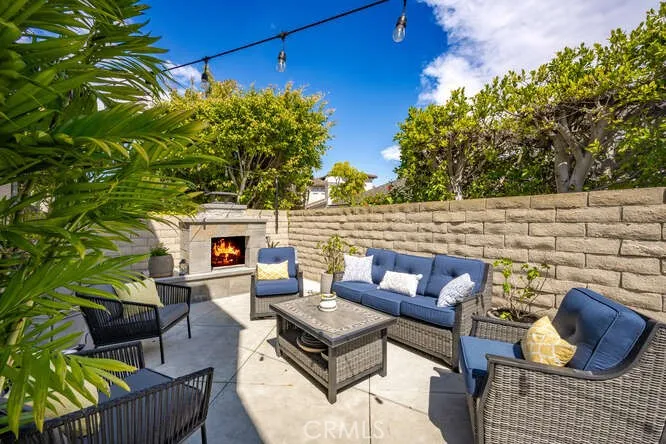 16332 Spartan Circle Huntington Beach, CA 92649