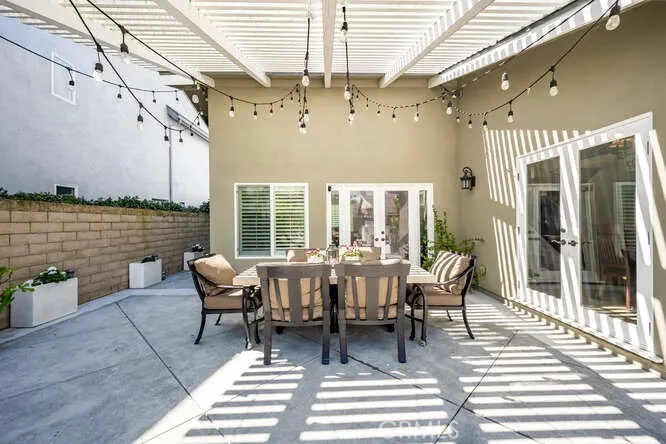 16332 Spartan Circle Huntington Beach, CA 92649