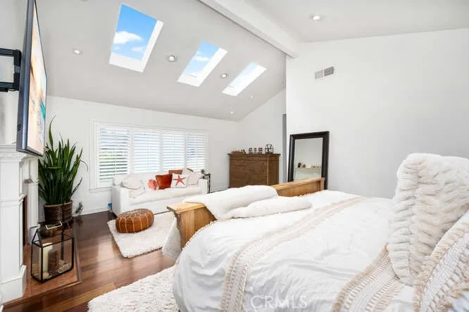16332 Spartan Circle Huntington Beach, CA 92649