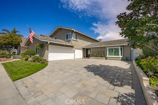 16332 Spartan Circle Huntington Beach, CA 92649