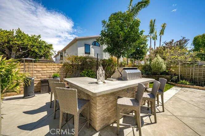 16332 Spartan Circle Huntington Beach, CA 92649