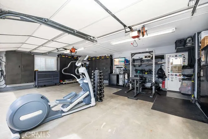 16332 Spartan Circle Huntington Beach, CA 92649
