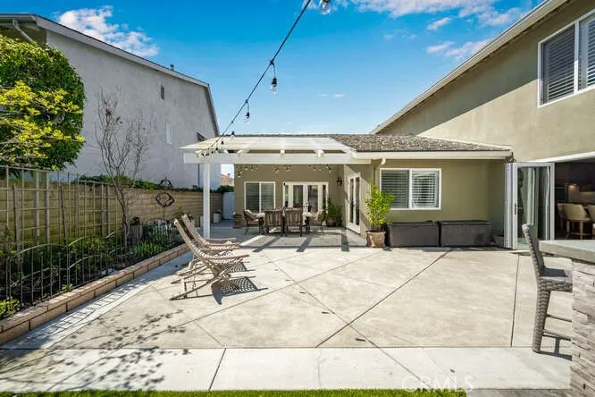16332 Spartan Circle Huntington Beach, CA 92649