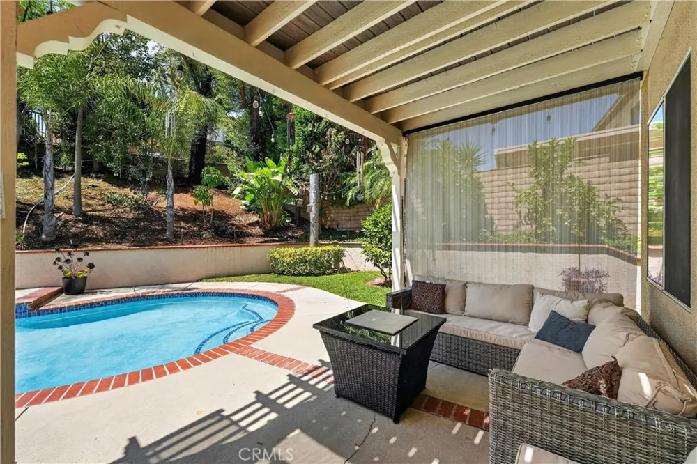 6119 Park Crest Chino Hills, CA 91709