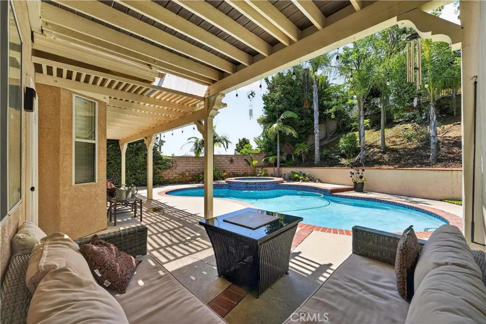 6119 Park Crest Chino Hills, CA 91709