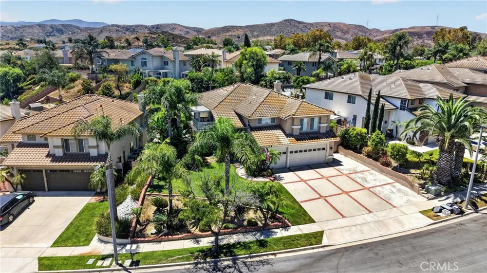 6119 Park Crest Chino Hills, CA 91709