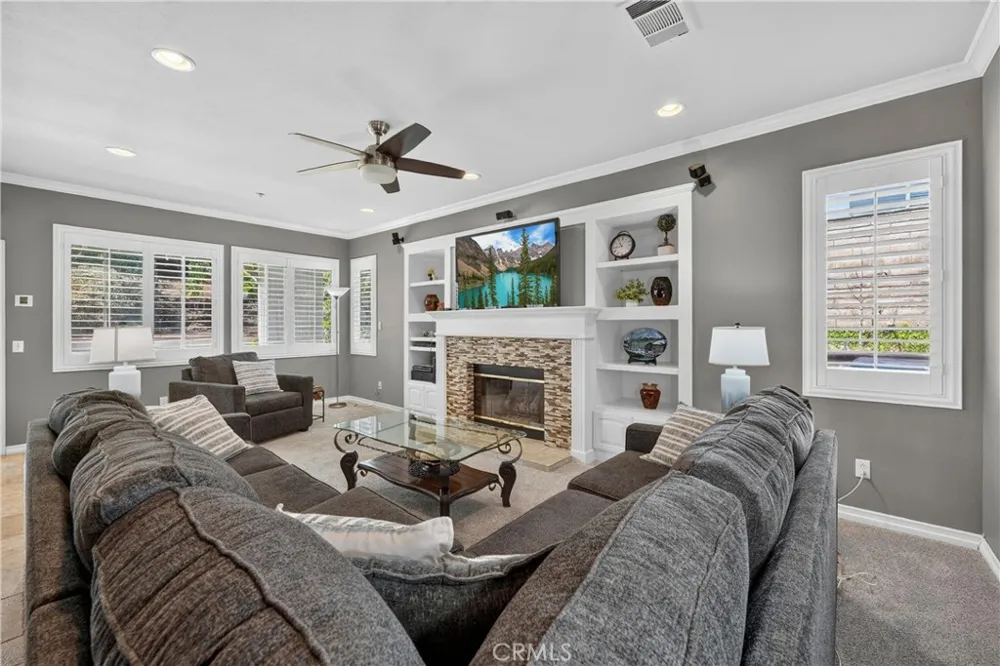 6119 Park Crest Chino Hills, CA 91709