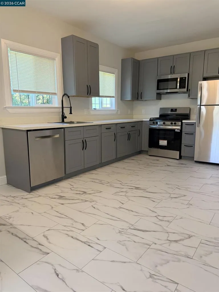 924 7Th St Richmond, CA 94801