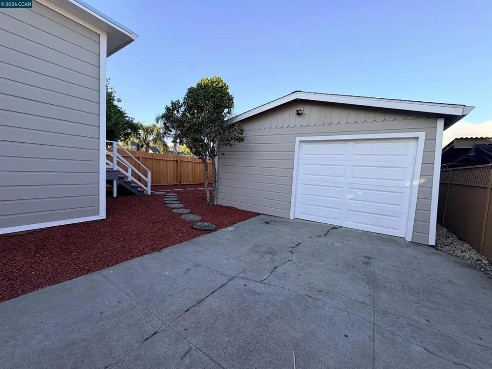 924 7Th St Richmond, CA 94801