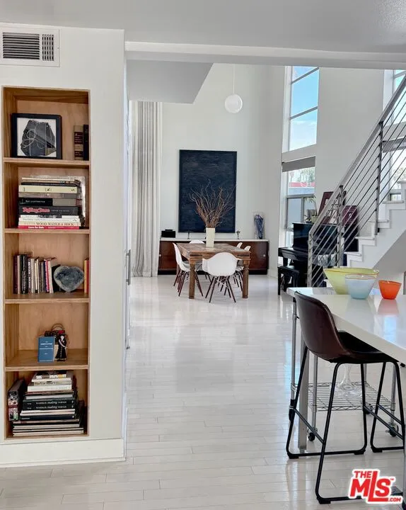 13326 Beach Avenue #203 Marina del Rey, CA 90292