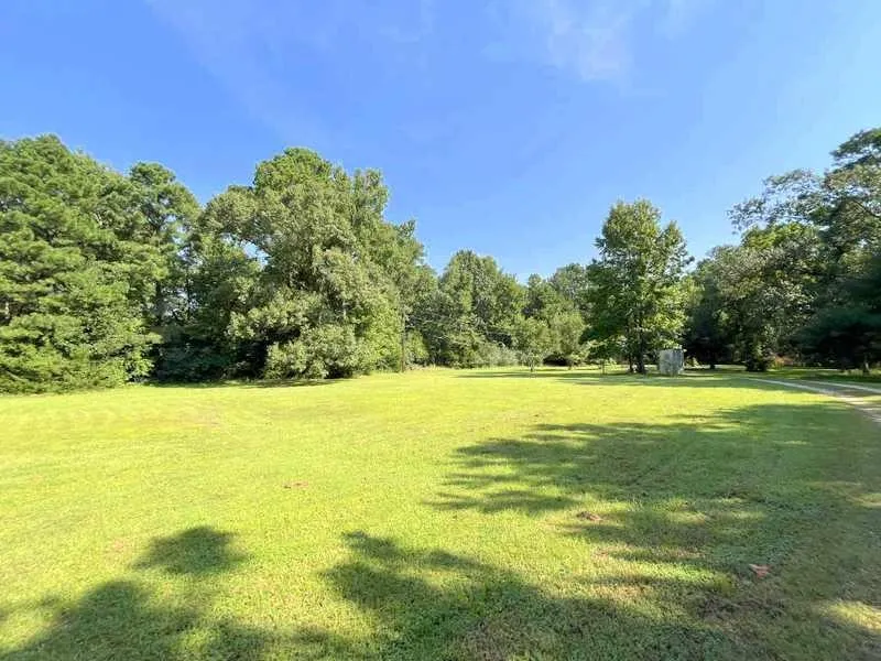1384 E Fm 2712 Crockett, TX 75835